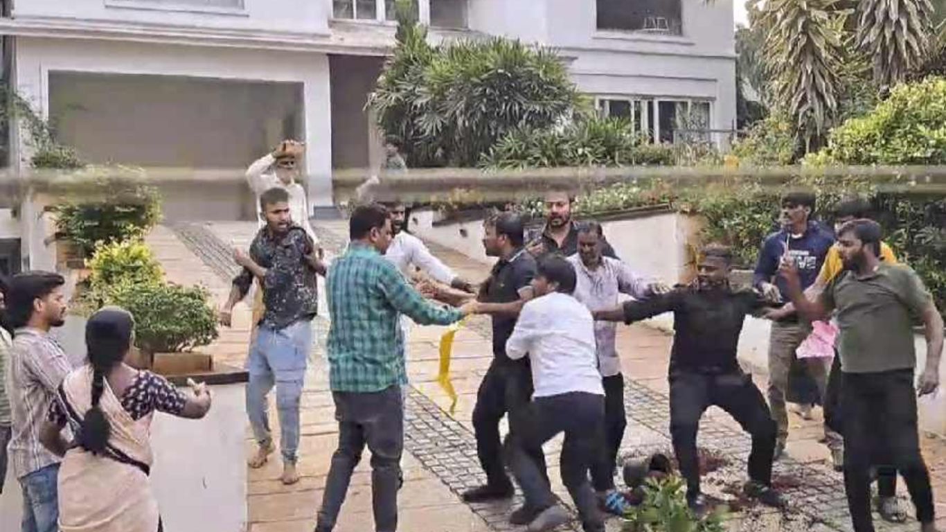 OU JAC Protesters Vandalise Allu Arjun's Home Following Pushpa 2 Stampede Incident